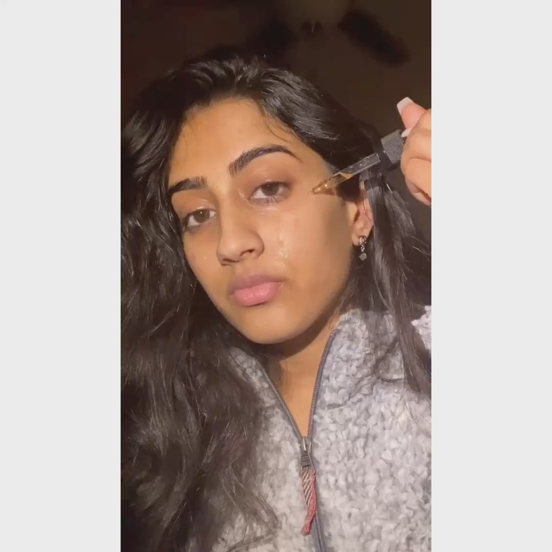 THE VITAMIN C BRIGHTENING SERUM - SeeTheGlow